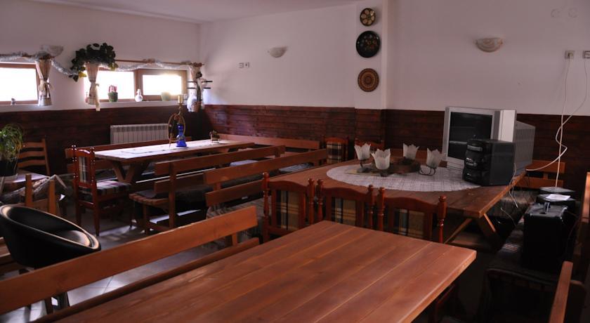 Family Hotel Carpe Diem Banya  Exterior photo